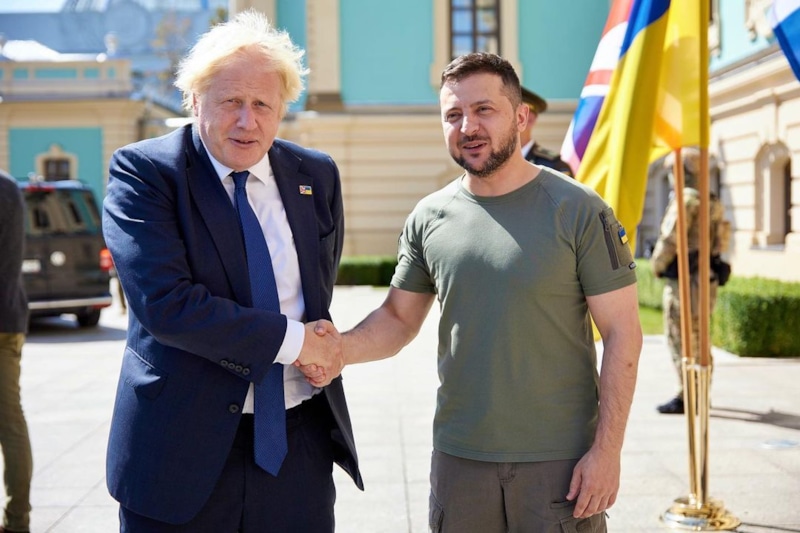 Борис Джонсон и Владимир Зеленский Борис Джонсон и Владимир Зеленский