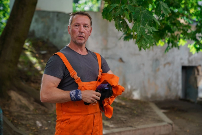Константин Адаев в сериале «Феникс» Константин Адаев в сериале «Феникс»